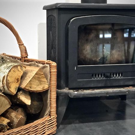 Mezonetovy Apartman S Terasou Na Samote V Lese Vlkava Buitenkant foto